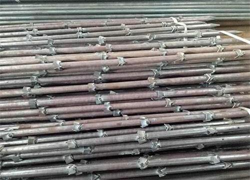 三山隧道钢花管